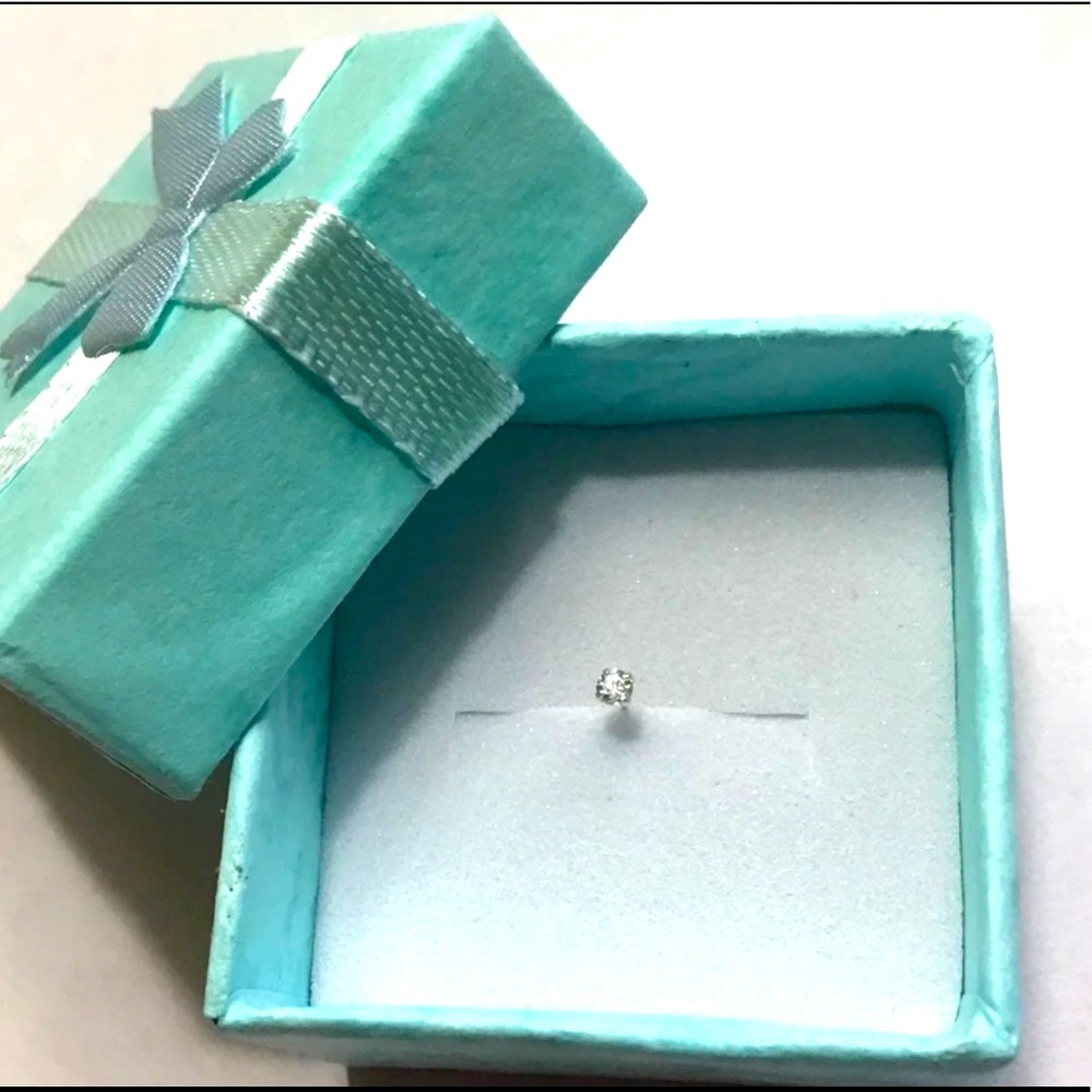 Quality 925 Sterling Silver Tiny CZ Nose Stud